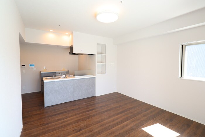 物件内観写真18　(居室)