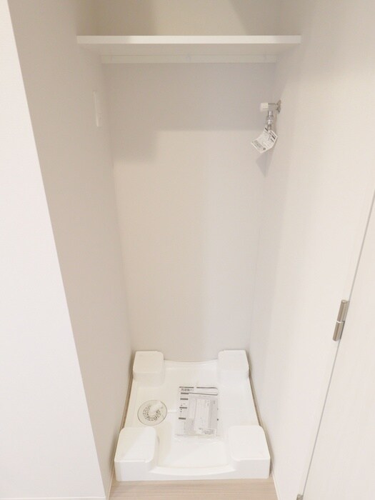 物件内観写真21　(洗濯機置場)