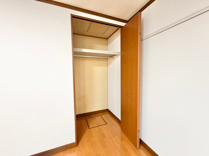 物件内観写真15　(収納)