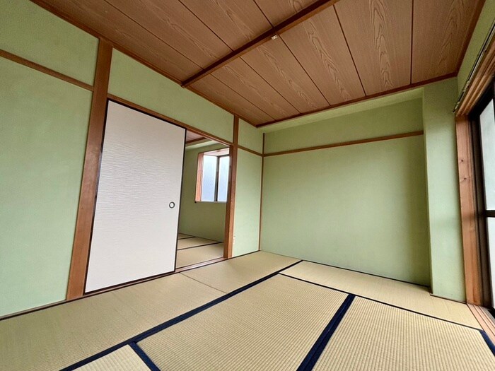 物件内観写真8　(居室)