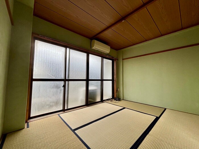 物件内観写真9　(居室)