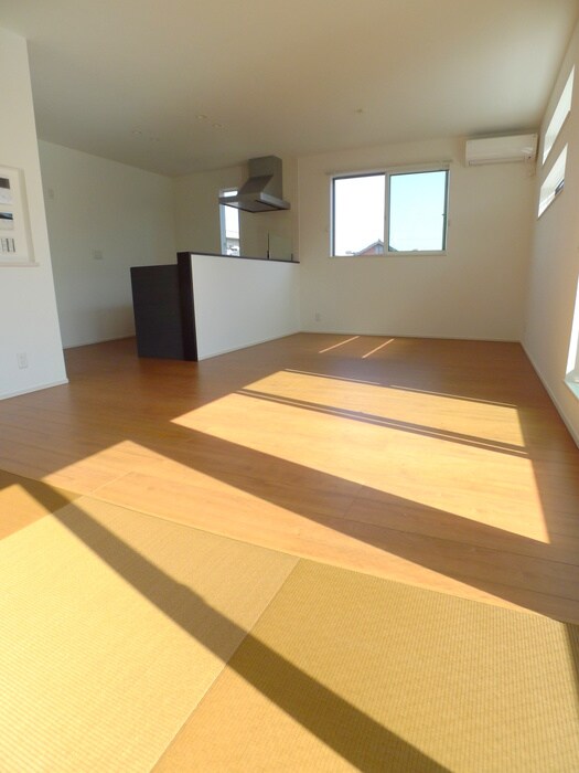 物件内観写真5　(居室)