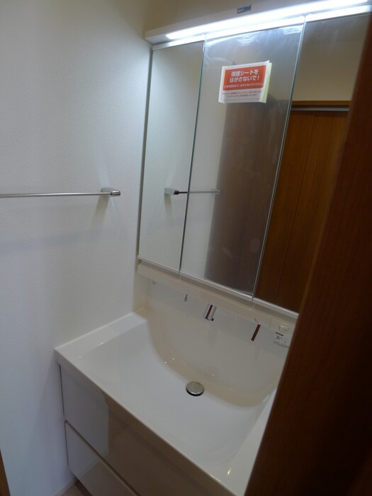 物件内観写真12　(洗面)