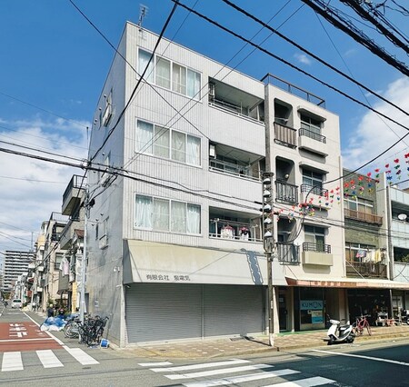 いずみビル外観写真
