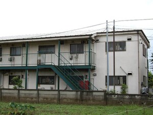 ファミーユ小室外観写真