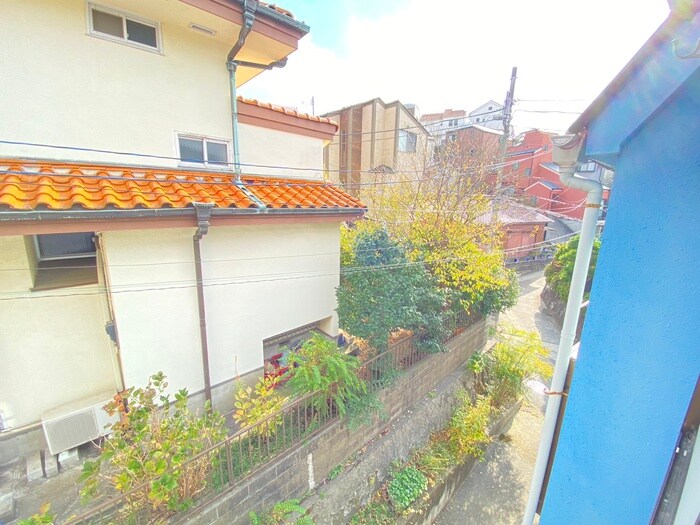 物件内観写真16　(室内からの展望)