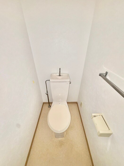 物件内観写真17　(トイレ)