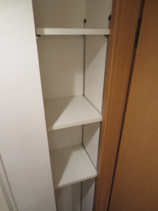 物件内観写真17　(収納)