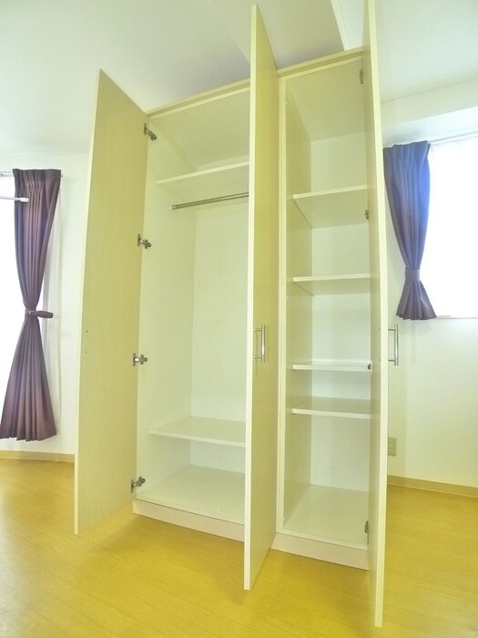 物件内観写真8　(収納)