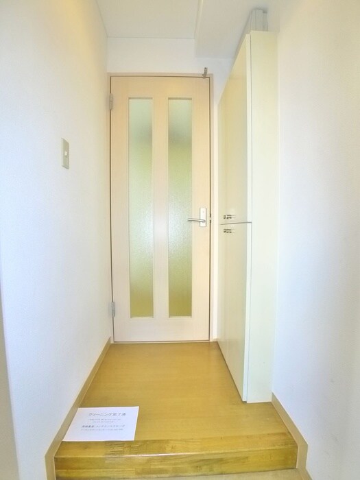 物件内観写真11　(廊下)