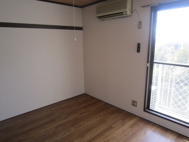 物件内観写真15　(居室)