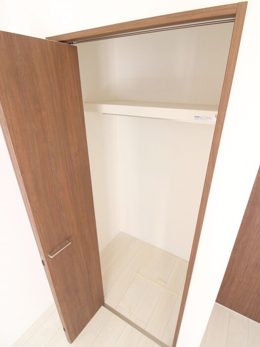 物件内観写真9　(収納)