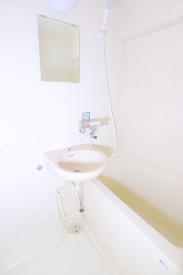 バス／シャワールーム等