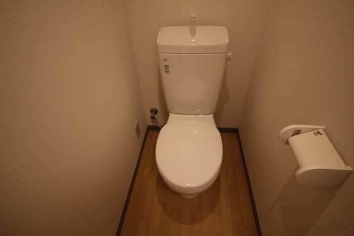 物件内観写真13　(トイレ)