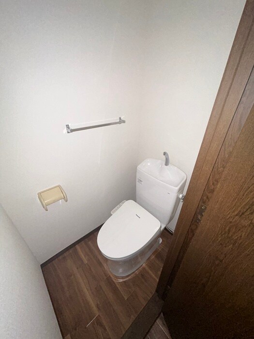 物件内観写真15　(トイレ)