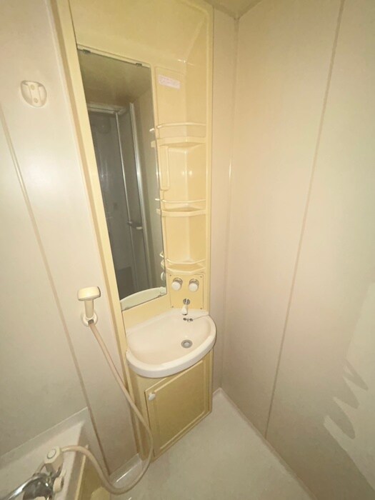 物件内観写真16　(洗面)