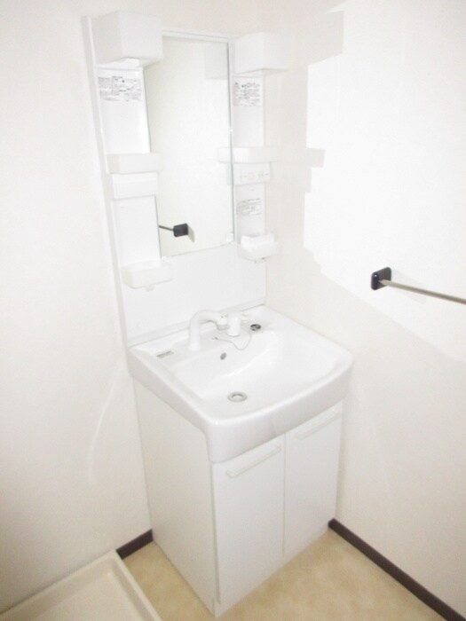 物件内観写真11　(洗面)