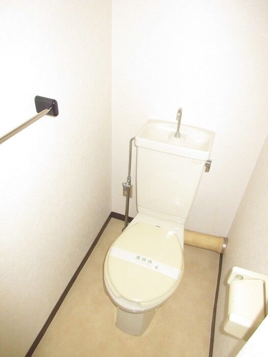 物件内観写真14　(トイレ)