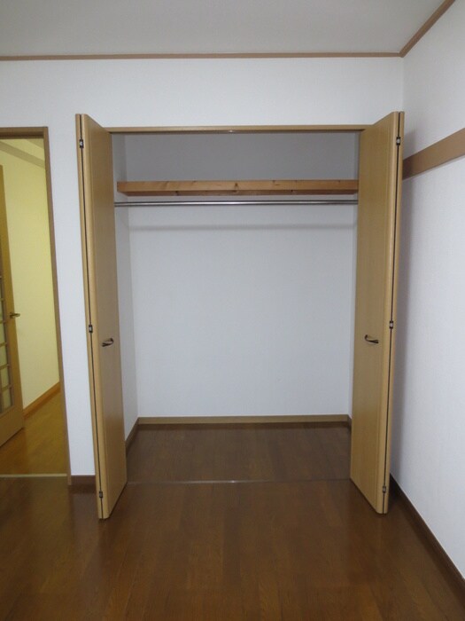 物件内観写真10　(収納)