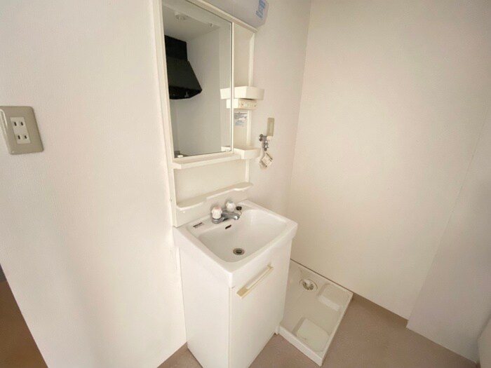 物件内観写真12　(洗面)