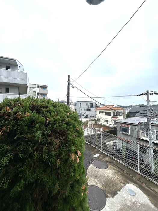 物件内観写真22　(室内からの展望)