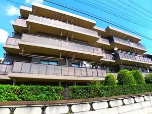 第一葵マンション外観写真
