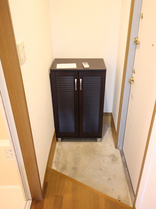 物件内観写真20　(玄関)