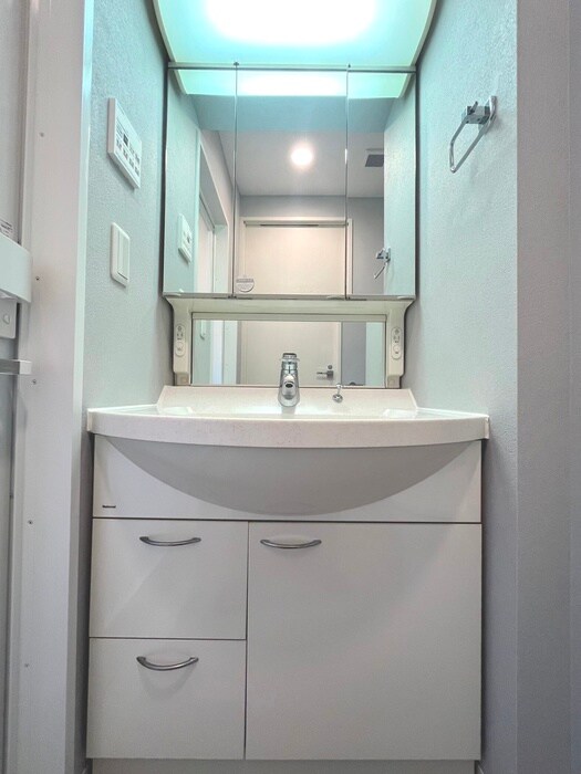 物件内観写真12　(洗面)