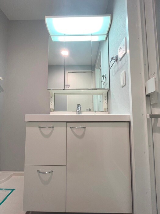 物件内観写真12　(洗面)