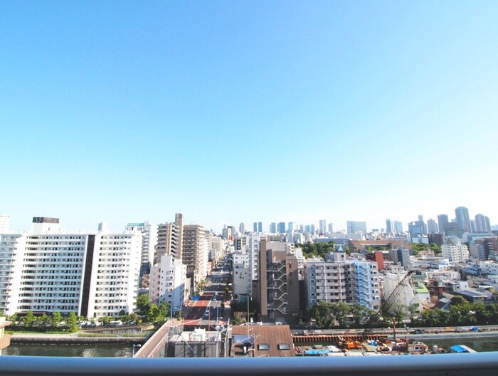 物件内観写真16　(室内からの展望)