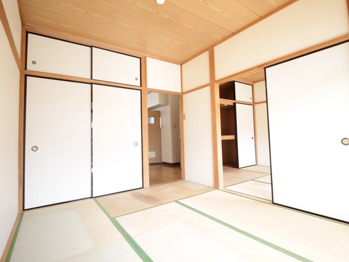 物件内観写真16　(居室)