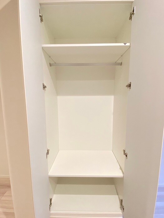 物件内観写真10　(収納)