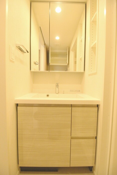 物件内観写真15　(洗面)