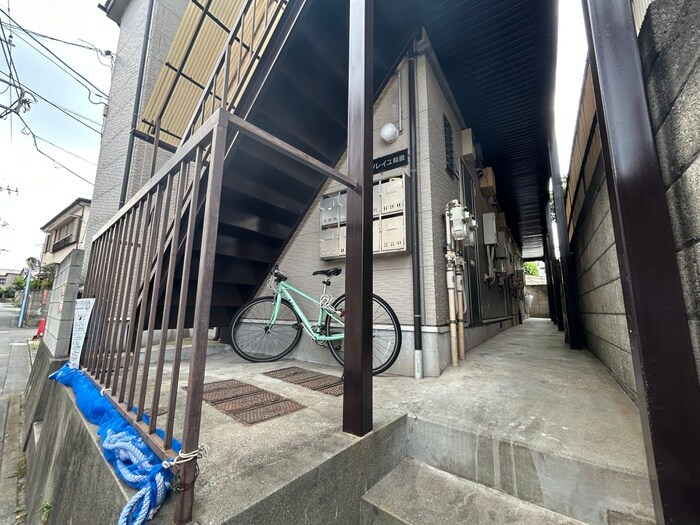 物件外観写真3　(駐輪場)