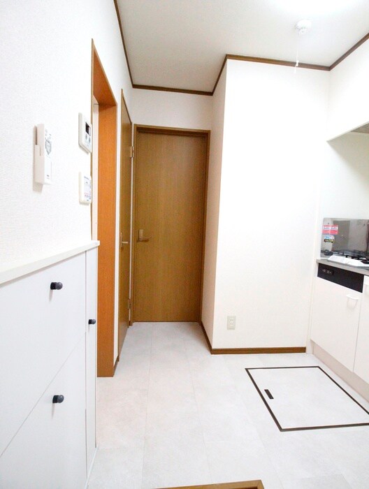 物件内観写真19　(廊下)
