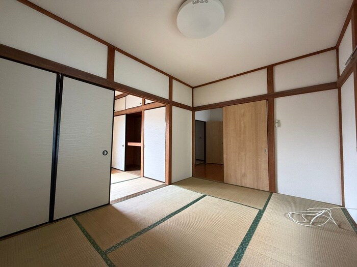 物件内観写真8　(居室)