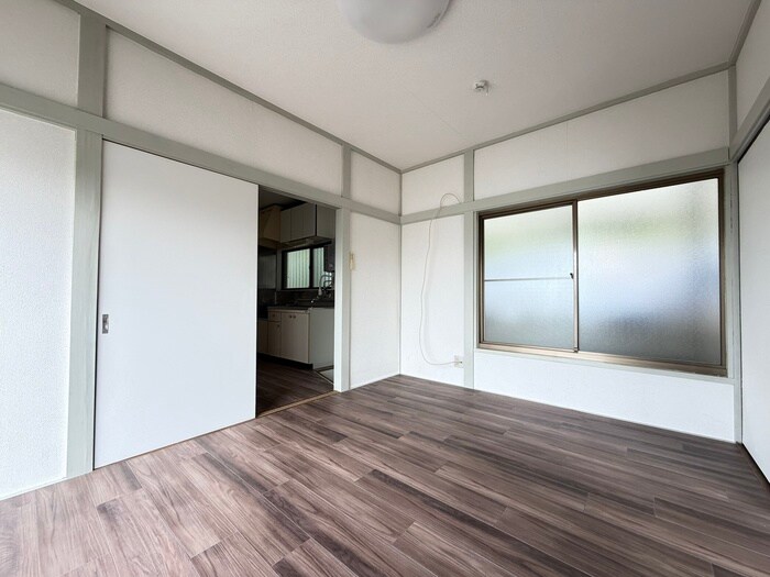 物件内観写真9　(居室)