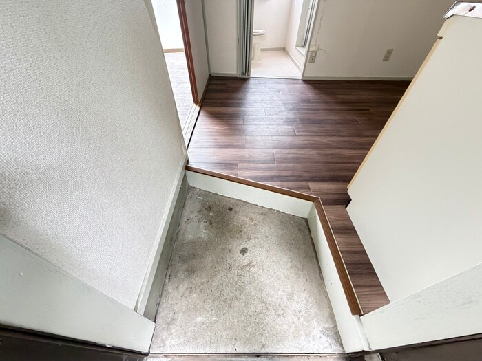 物件内観写真19　(玄関)