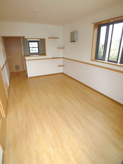 物件内観写真8　(居室)