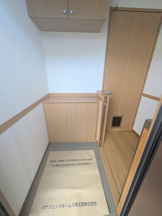 物件内観写真16　(廊下)