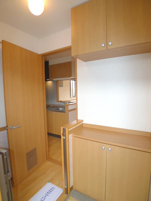 物件内観写真16　(靴箱)