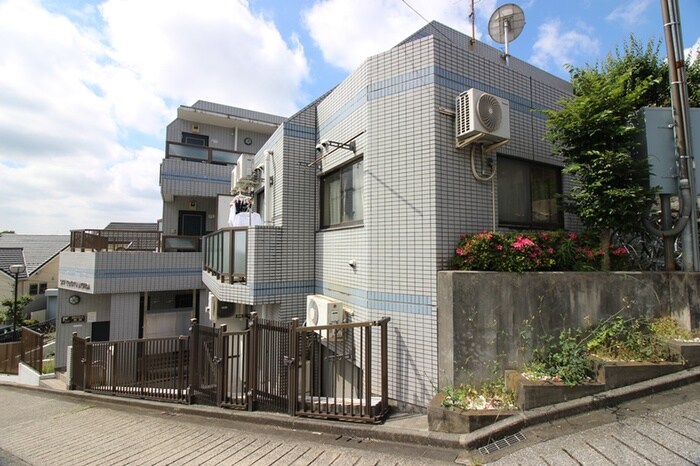 物件外観写真2　(周辺環境)