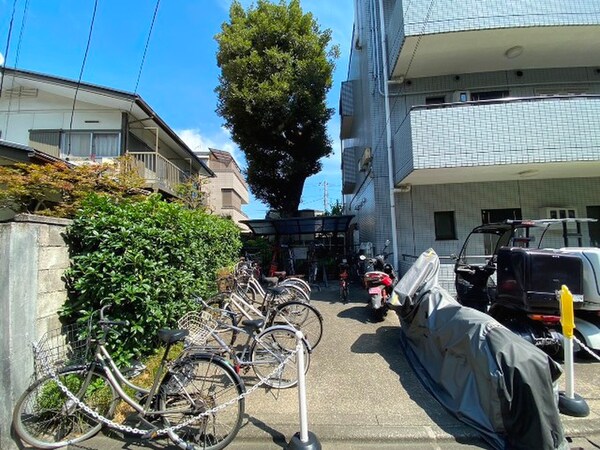 駐輪場