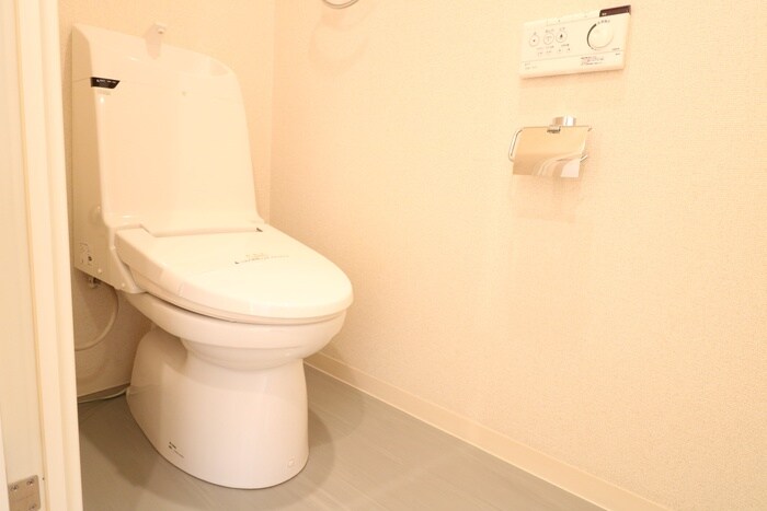 物件内観写真14　(トイレ)