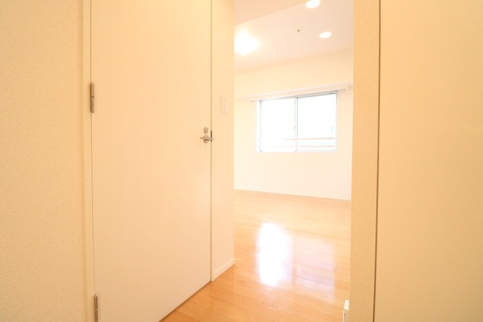 物件内観写真17　(廊下)