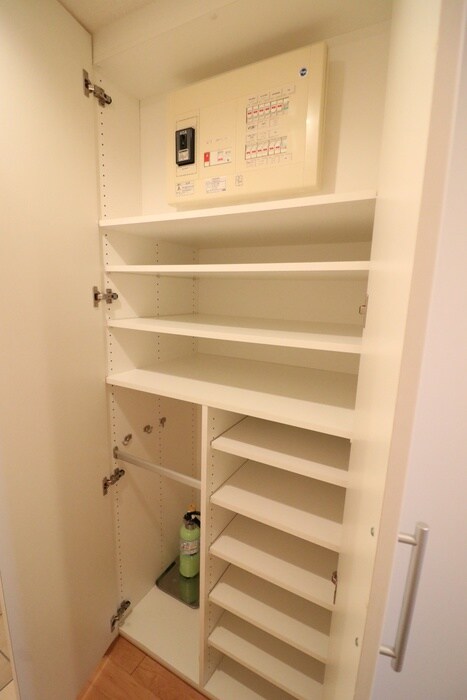 物件内観写真17　(靴箱)