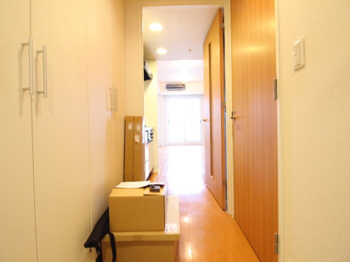 物件内観写真20　(廊下)