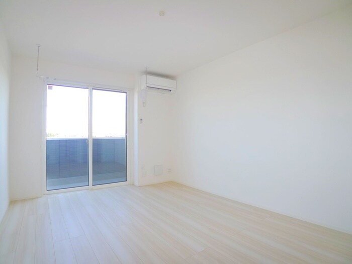 物件内観写真8　(ベランダ・バルコニー)