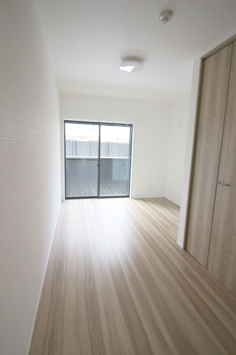 物件内観写真9　(居室)