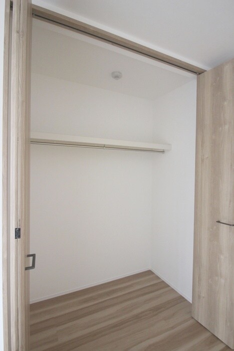 物件内観写真15　(収納)